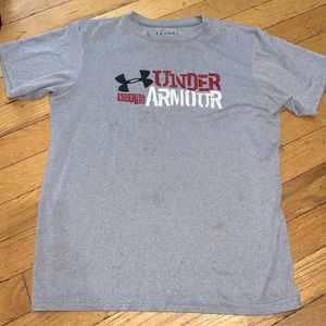 Under armor kids boys med tee shirt